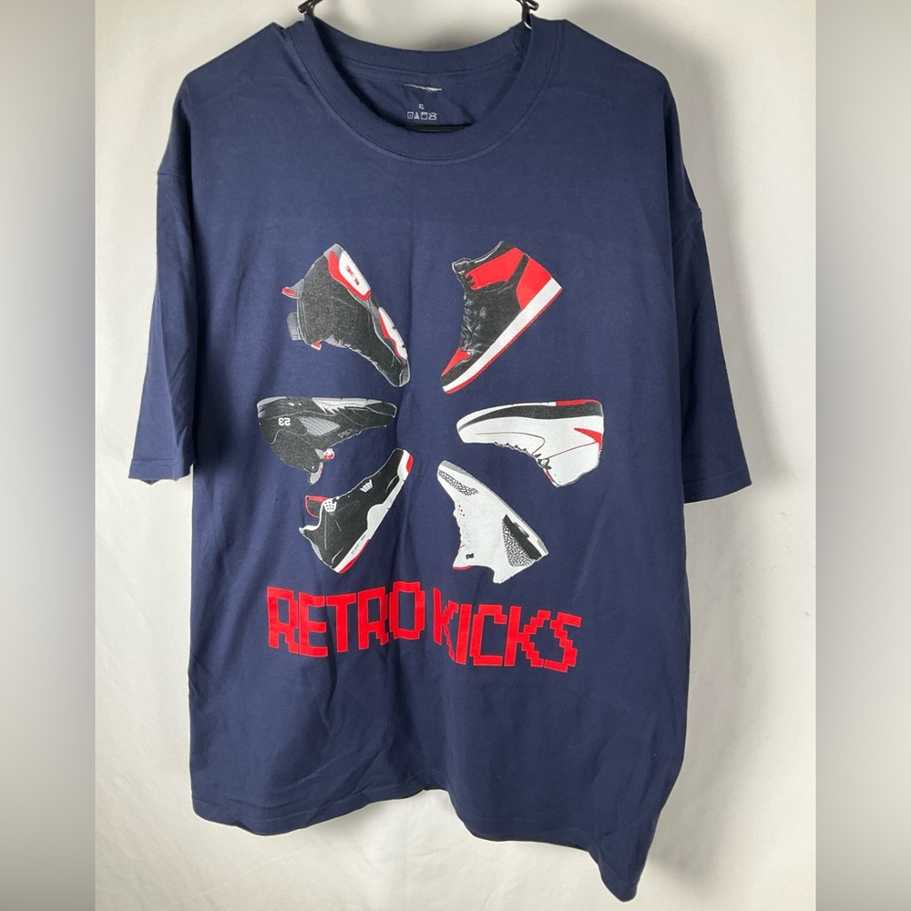 Jordan XL Navy Blue Retro Kicks Sneakers Graphic‎ T shirt New Without Tags